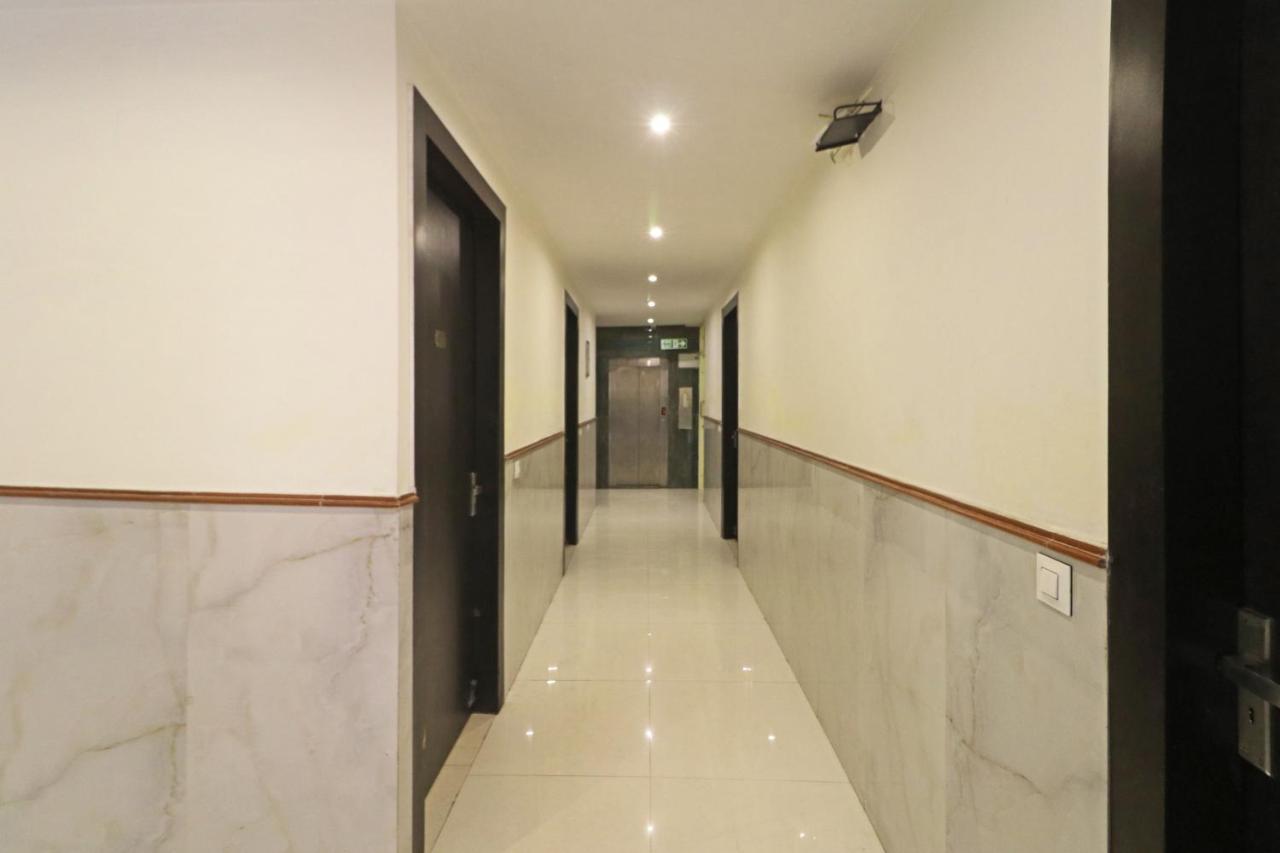 Hotel Paragon Suites New Delhi Exterior photo