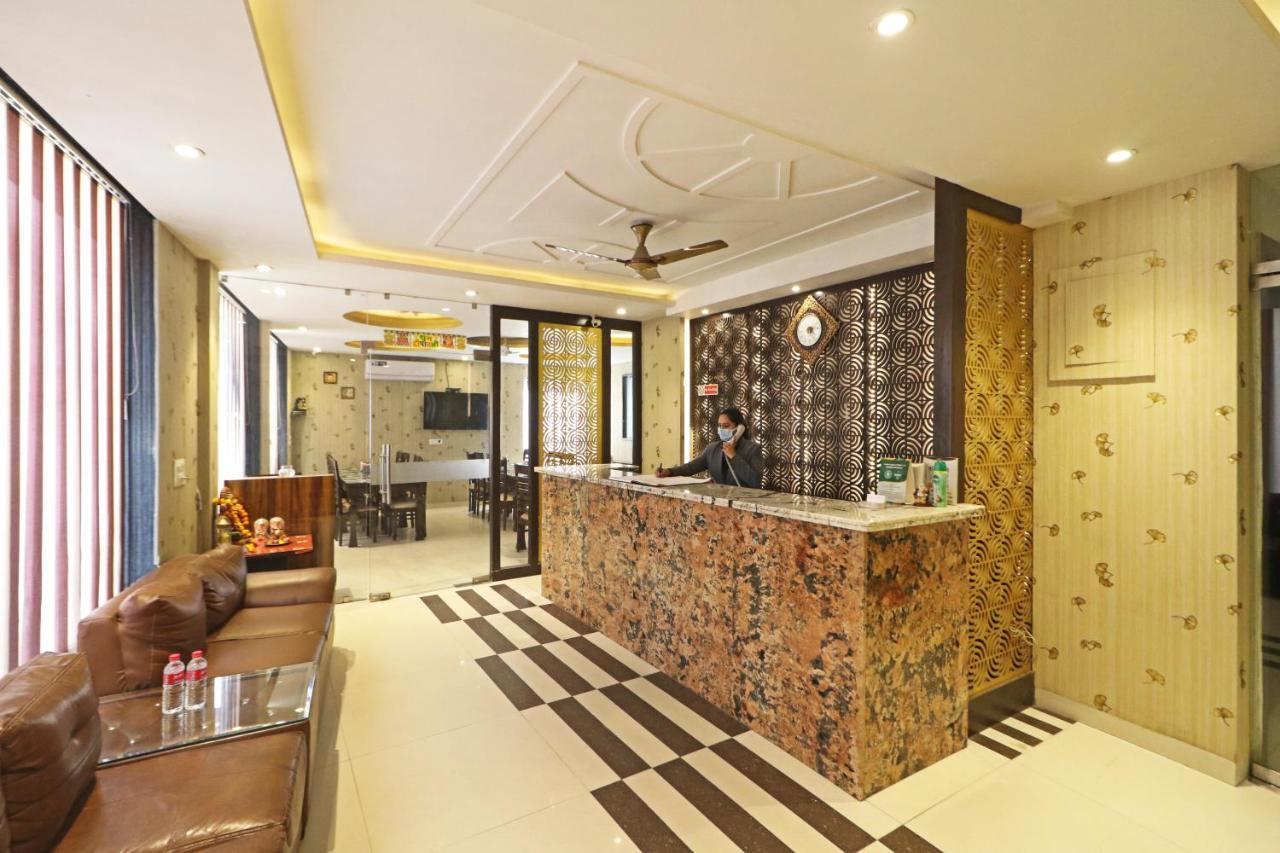 Hotel Paragon Suites New Delhi Exterior photo